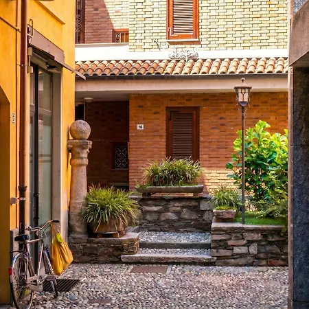 Garibaldi Apartment